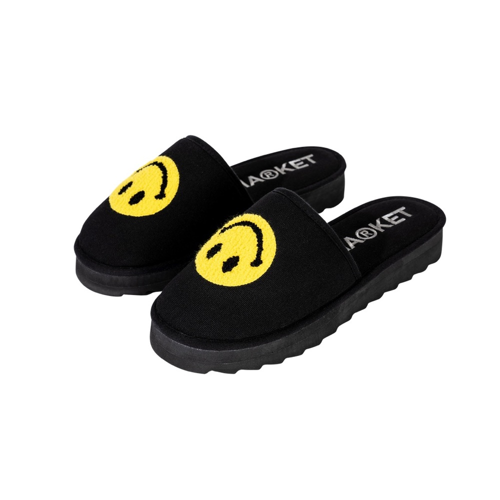 Market Smiley Upside Down Hotel Slippers NIB